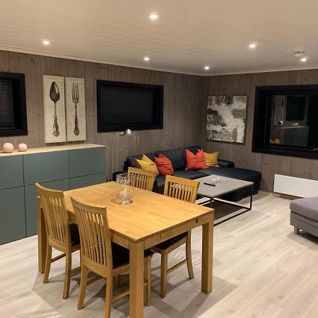 Lom Apartment Bagian luar foto