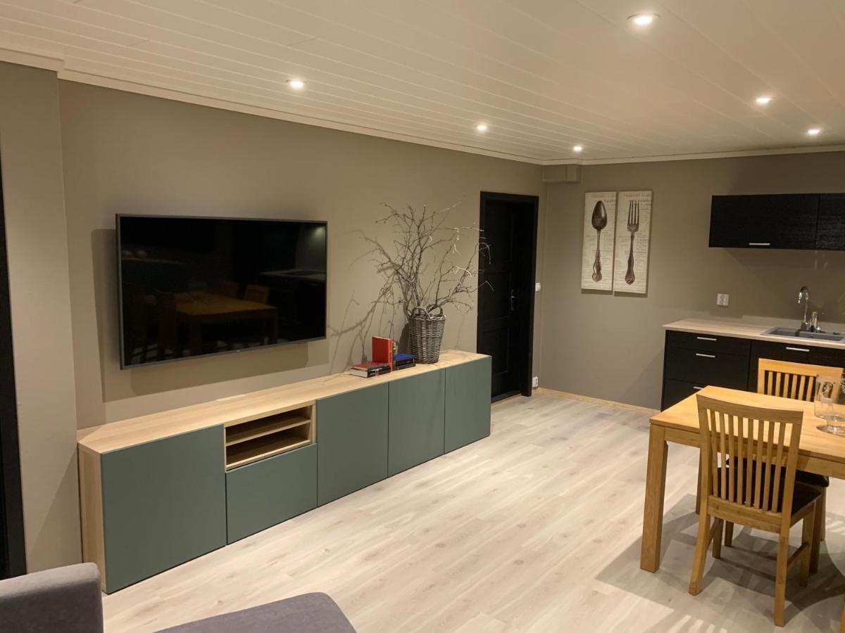 Lom Apartment Bagian luar foto